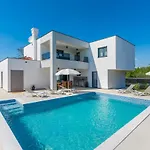 Vila Lucija Marčana