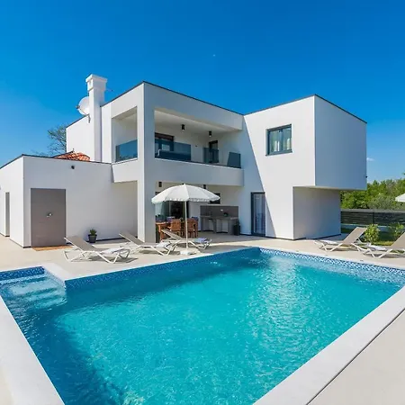 Villa Lucija Marcana