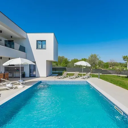Villa Lucija