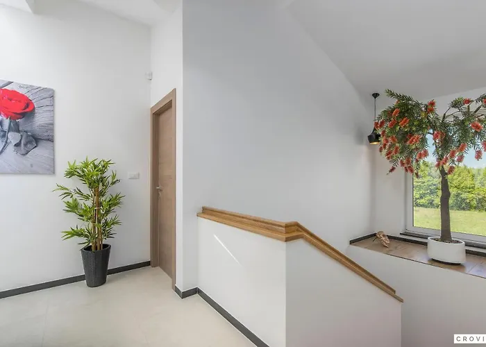 Lucija Βίλα Marčana